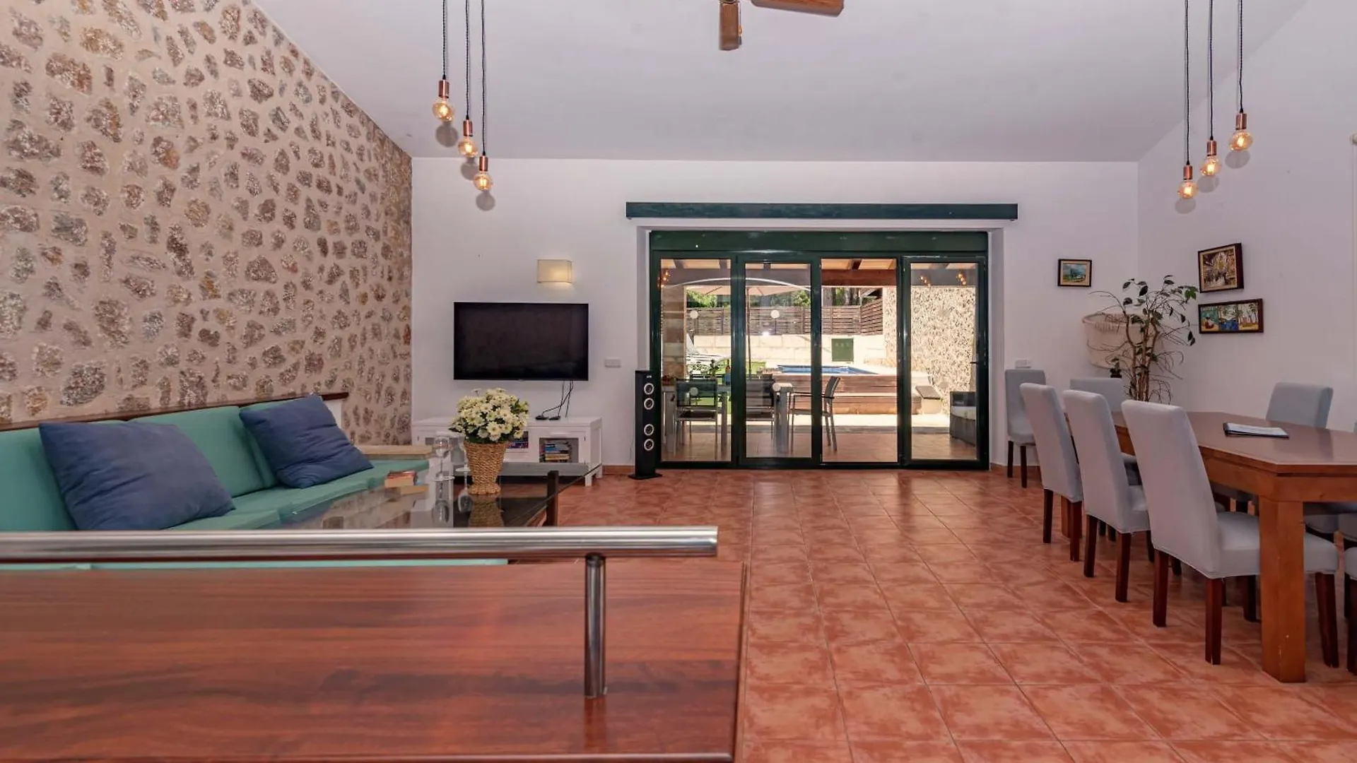 Villa Nogues By Sealand Villas Cala San Vicente  Cala San Vicente (Mallorca)